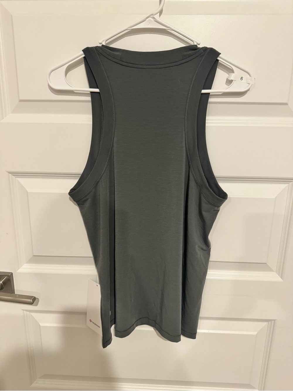 Lululemon Jersey Training Tank Top đ¤ | Size 10 | Onyx Grey - Picture 3 of 4